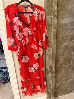 JM Red Floral Ruffled Midi Dress - Women's